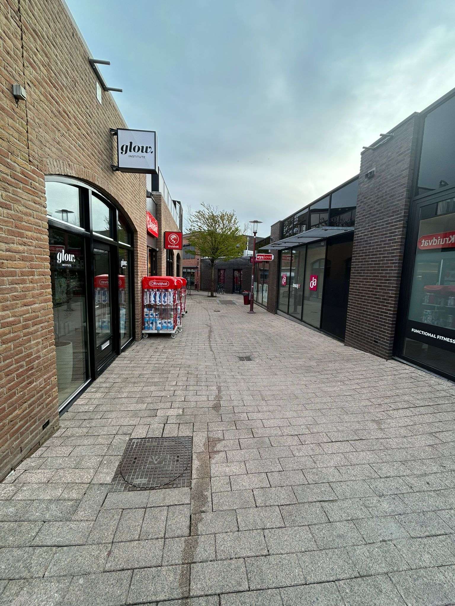 Bestrating gereinigd